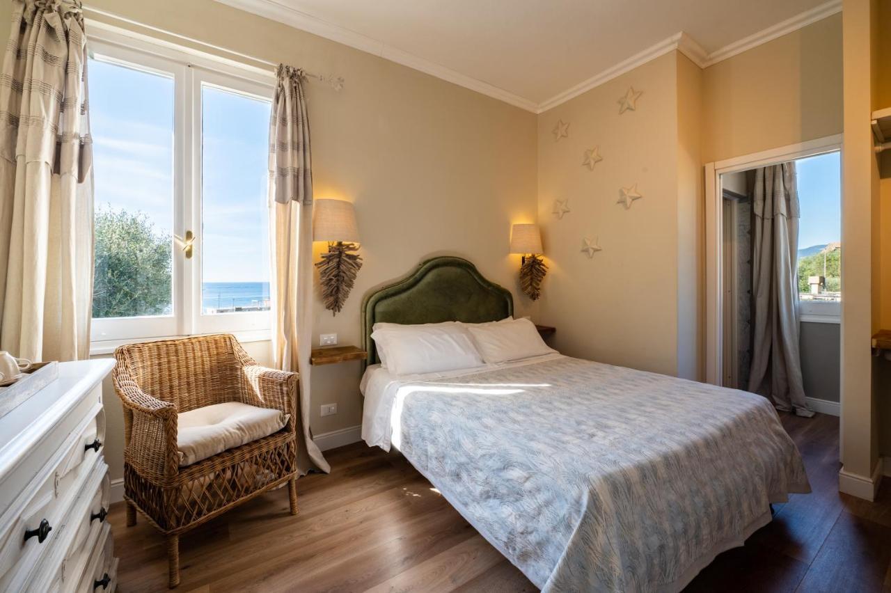 Gian Paul Hotel Lavagna Bagian luar foto